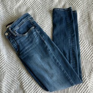 Levi 311 Shaping Skinny Jeans